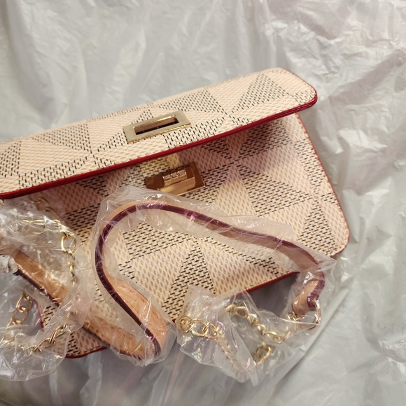 Matching Crossbody And Wristlet Cream Geometric Women\'s